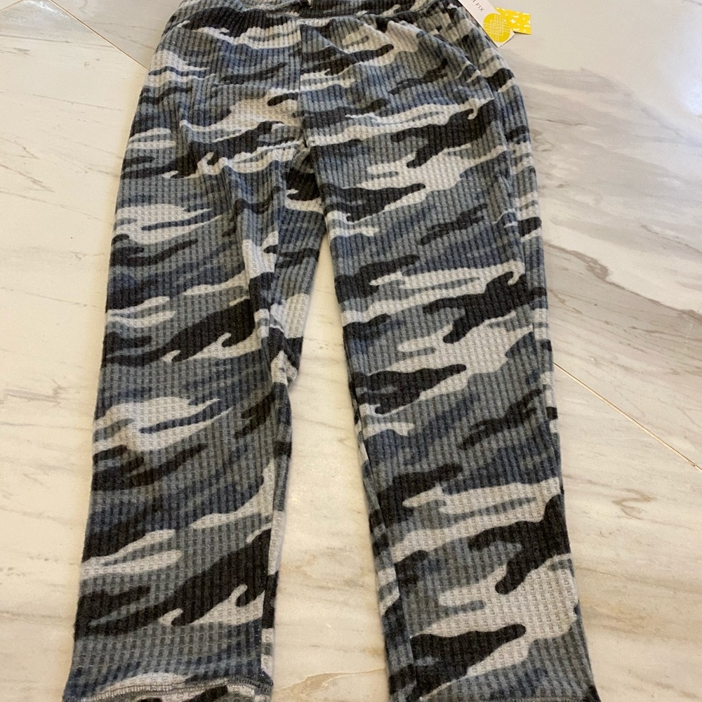 Athletic girls‎ large camp waffle joggers